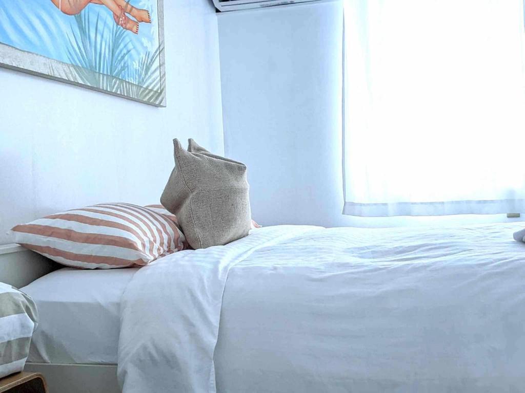 שימודה The Surf Lodge White Beach מראה חיצוני תמונה