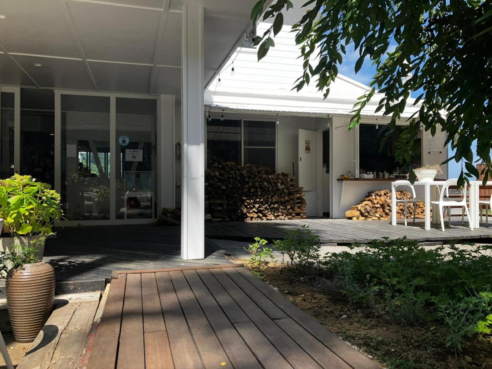 שימודה The Surf Lodge White Beach מראה חיצוני תמונה